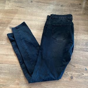 Black stretch skinny jeans